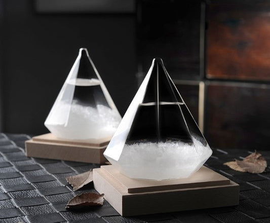 1PC Diamond Shape Storm Glass Weather Forecast Bottle Crystal Chemistry Vintage Home Decor - P Rubi's 